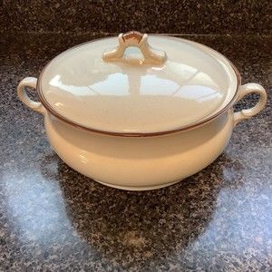 Casual Elegance Japan Hearthside Stoneware Soup Tureen 8" Serving Casserole Lid